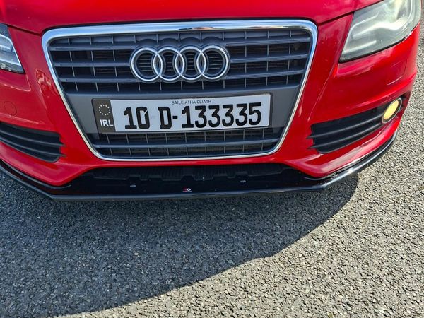 Audi A4 Saloon, Diesel, 2010, Red