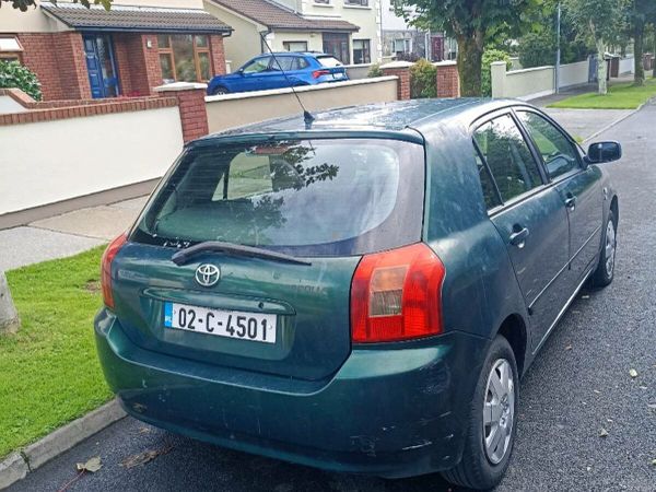 Toyota Corolla Hatchback, Petrol, 2002, Green