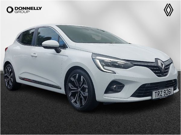 Renault Clio Hatchback, Petrol, 2022, White