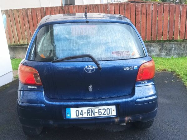 Toyota Yaris Hatchback, Petrol, 2004, Blue
