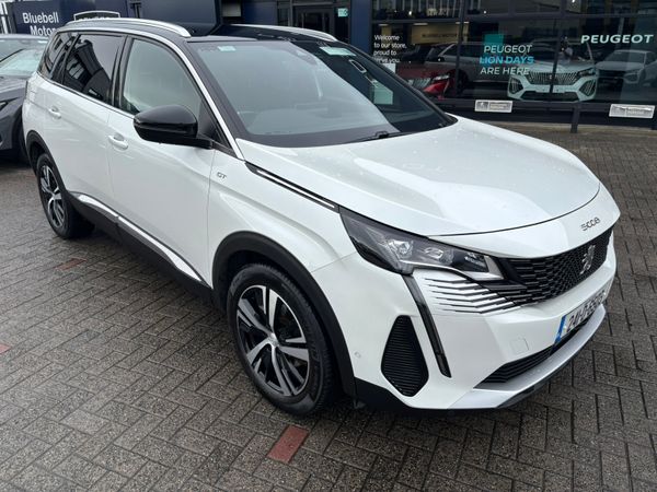 Peugeot 5008 MPV, Petrol Hybrid, 2024, White