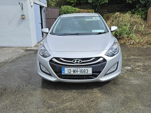 Hyundai i30 Hatchback, Diesel, 2012, Silver
