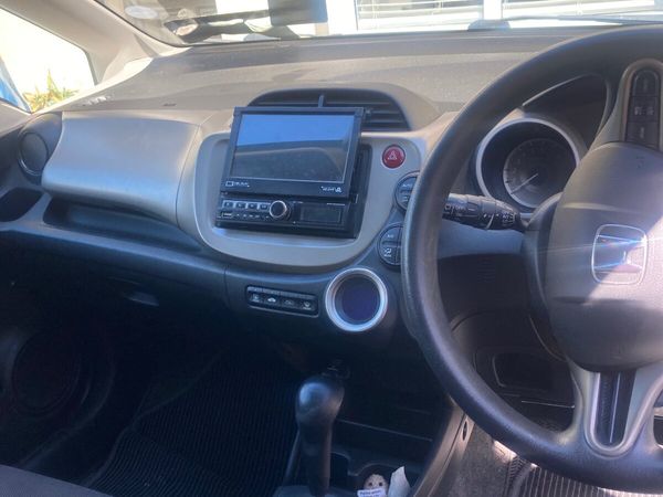 Honda Fit Hatchback, Petrol Hybrid, 2014, Silver