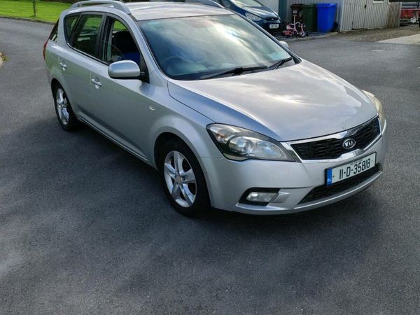 Kia Ceed Estate, Diesel, 2011, Silver