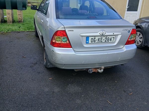 Toyota Corolla Saloon, Petrol, 2006, Silver