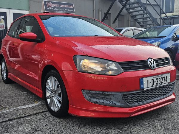 Volkswagen Polo Hatchback, Petrol, 2011, Red