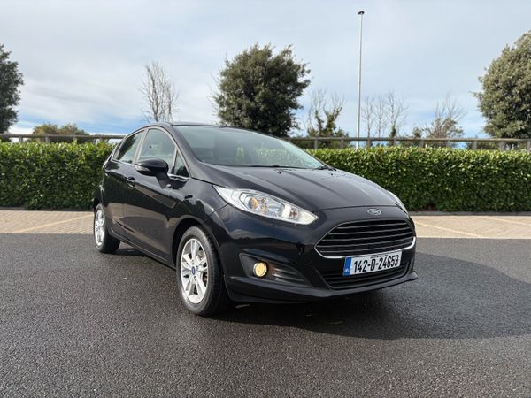 Ford Fiesta Hatchback, Petrol, 2014, Black