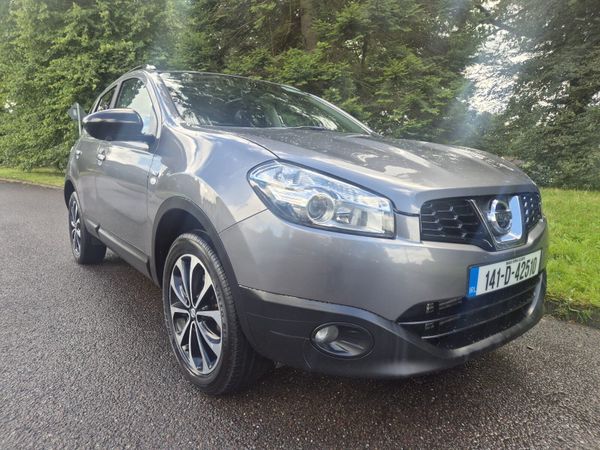 Nissan Qashqai Hatchback, Diesel, 2014, Grey