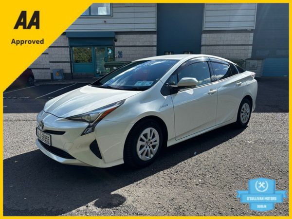 Toyota Prius Hatchback, Petrol Hybrid, 2016, White