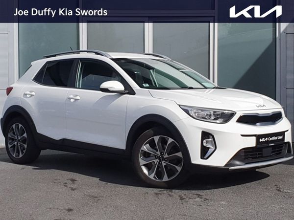 Kia Stonic MPV, Petrol Hybrid, 2022, White
