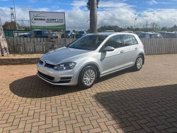 Volkswagen Golf Hatchback, Petrol, 2015, Silver