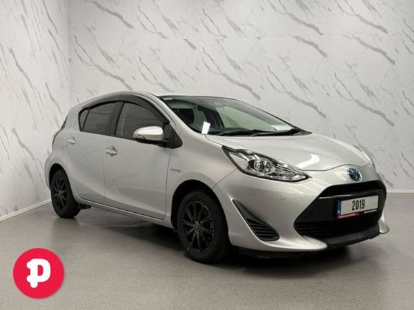 Toyota Aqua Hatchback, Hybrid, 2019, Silver