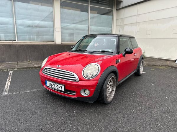 Mini Cooper Hatchback, Petrol, 2008, Red