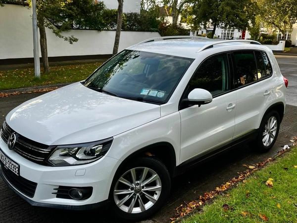 Volkswagen Tiguan SUV, Petrol, 2014, White