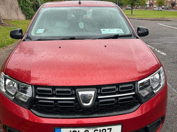 Dacia Sandero Hatchback, Petrol, 2018, Red