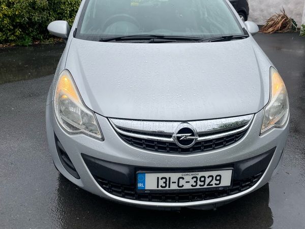 Opel Corsa Hatchback, Petrol, 2013, Silver