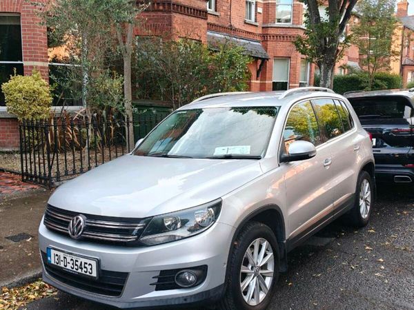 Volkswagen Tiguan SUV, Diesel, 2013, Silver