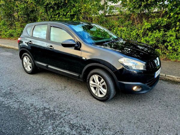Nissan Qashqai Hatchback, Diesel, 2010, Black