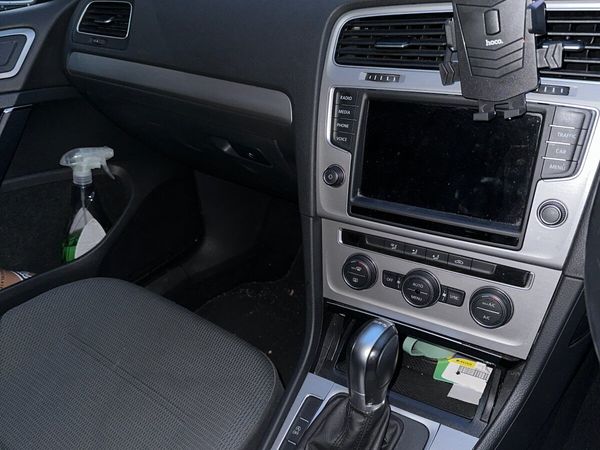 Volkswagen Golf Hatchback, Petrol, 2015, Black