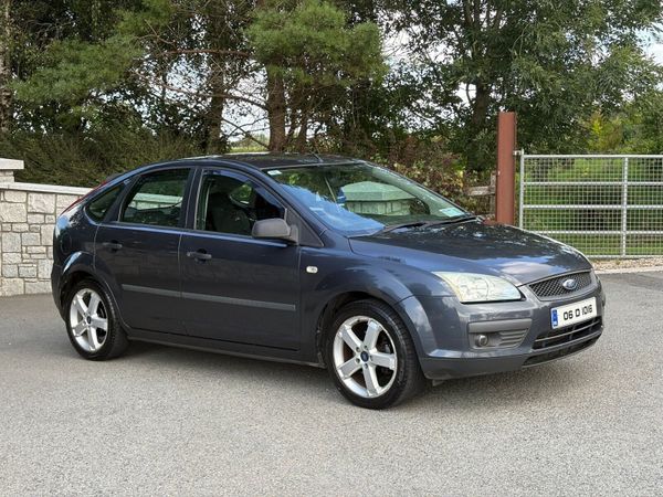 Ford Focus Hatchback, Petrol, 2006, Grey