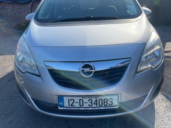 Opel Meriva MPV, Diesel, 2012, Silver