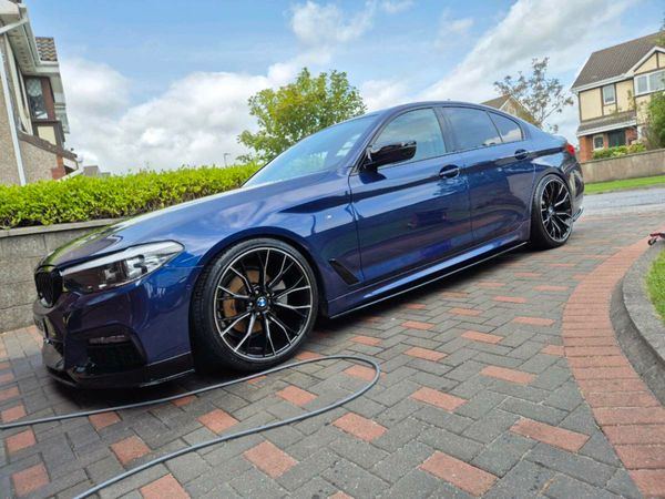 BMW 5-Series Saloon, Diesel, 2019, Blue