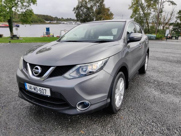 Nissan Qashqai SUV, Diesel, 2014, Grey
