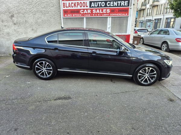 Volkswagen Passat Saloon, Diesel, 2018, Black