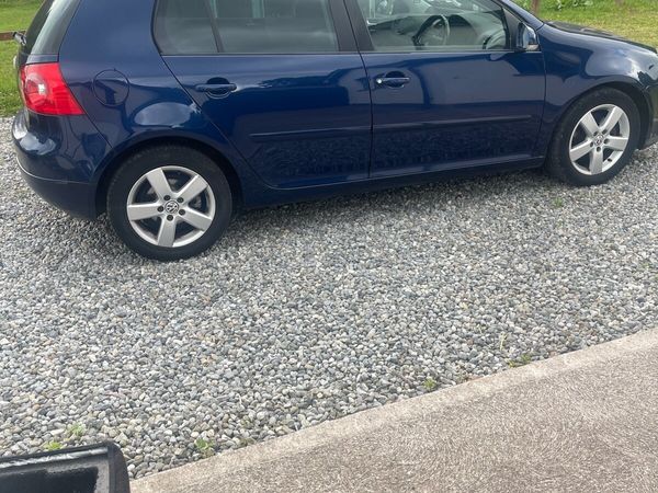 Volkswagen Golf Hatchback, Petrol, 2009, Blue