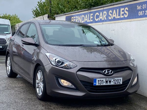 Hyundai i30 Hatchback, Diesel, 2013, Brown