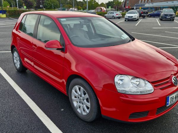 Volkswagen Golf Hatchback, Petrol, 2008, Red