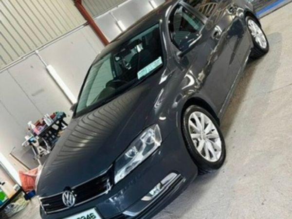 Volkswagen Passat Saloon, Diesel, 2014, Grey