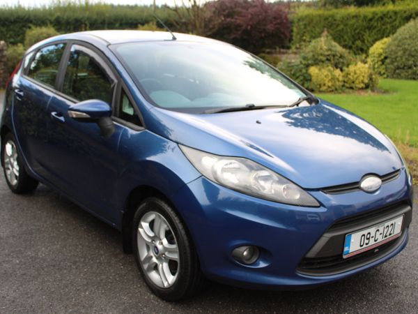 Ford Fiesta Hatchback, Petrol, 2009, Blue