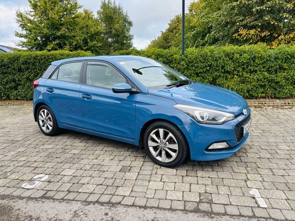 Hyundai i20 Hatchback, Diesel, 2016, Blue