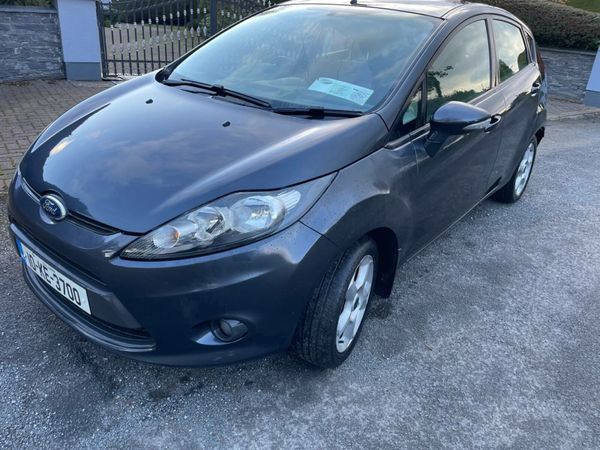 Ford Fiesta Hatchback, Diesel, 2010, Grey