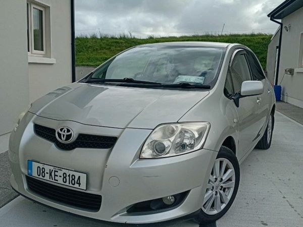 Toyota Auris Hatchback, Diesel, 2008, Silver
