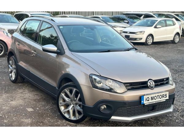 Volkswagen Polo Hatchback, Petrol, 2014, Beige