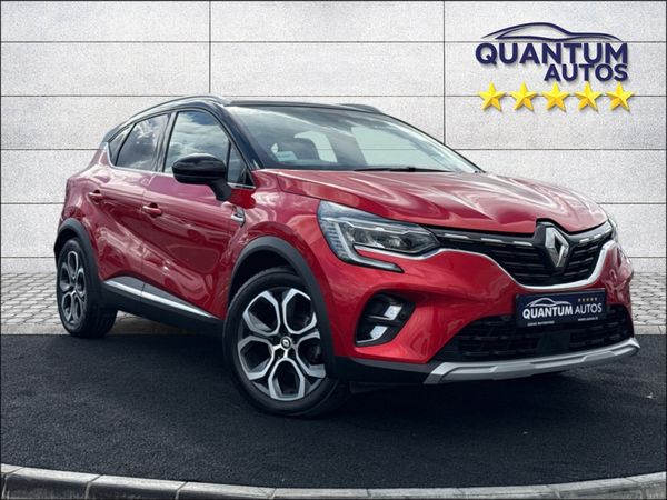 Renault Captur Hatchback, Petrol, 2023, Red