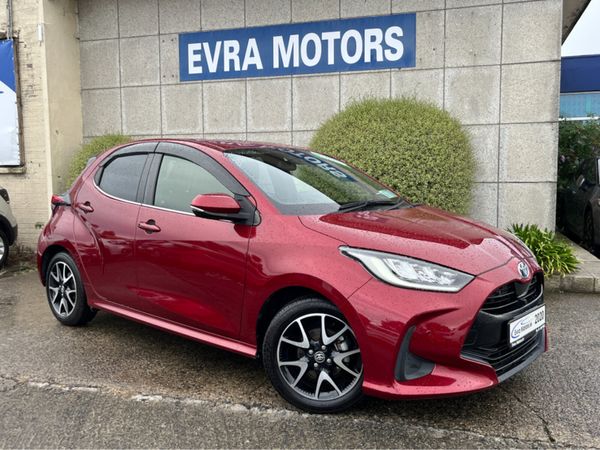 Toyota Yaris Hatchback, Petrol Hybrid, 2020, Red