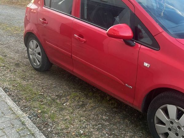 Opel Corsa Hatchback, Petrol, 2008, Red