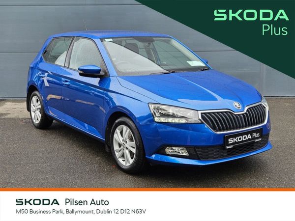 Skoda Fabia Hatchback, Petrol, 2021, Blue