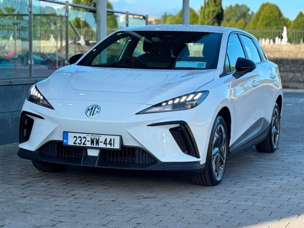 MG MG4 Hatchback, Electric, 2023, White