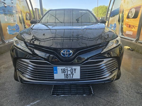 Toyota Camry Saloon, Petrol Hybrid, 2018, Black
