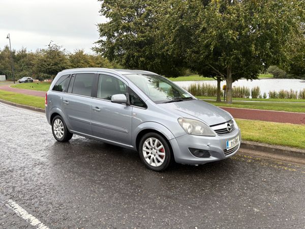 Opel Zafira MPV, Diesel, 2011, Silver