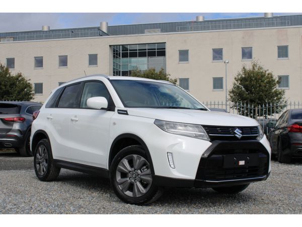 Suzuki Vitara SUV, Petrol Hybrid, 2025, White