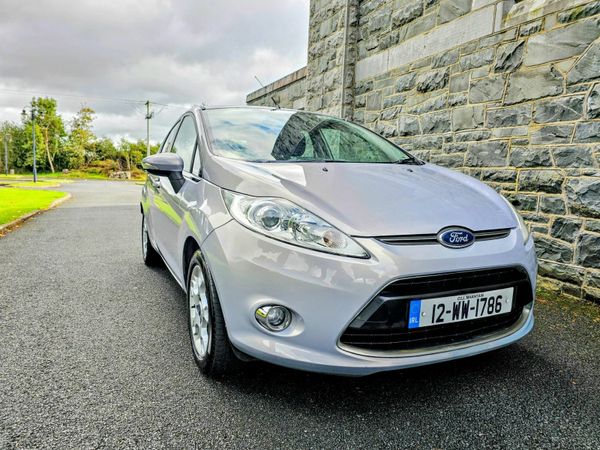 Ford Fiesta Hatchback, Petrol, 2012, Grey