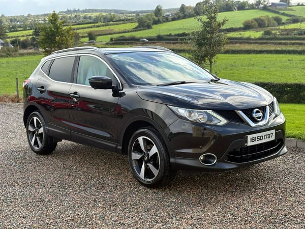 Nissan Qashqai Hatchback, Diesel, 2016, Black