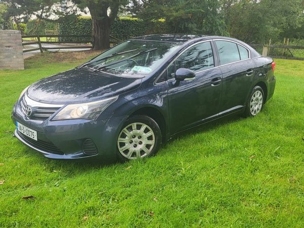 Toyota Avensis Saloon, Diesel, 2014, Grey