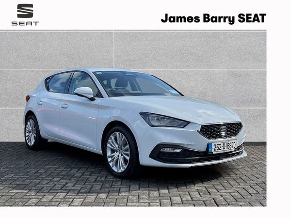 SEAT Leon Hatchback, Petrol, 2025, White