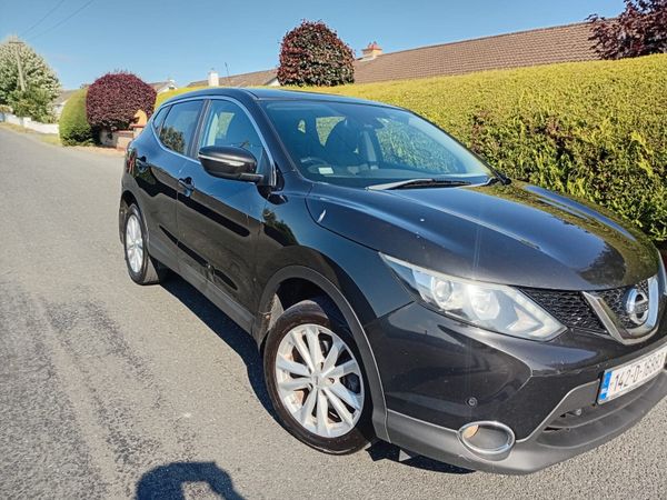 Nissan Qashqai Hatchback, Diesel, 2014, Black